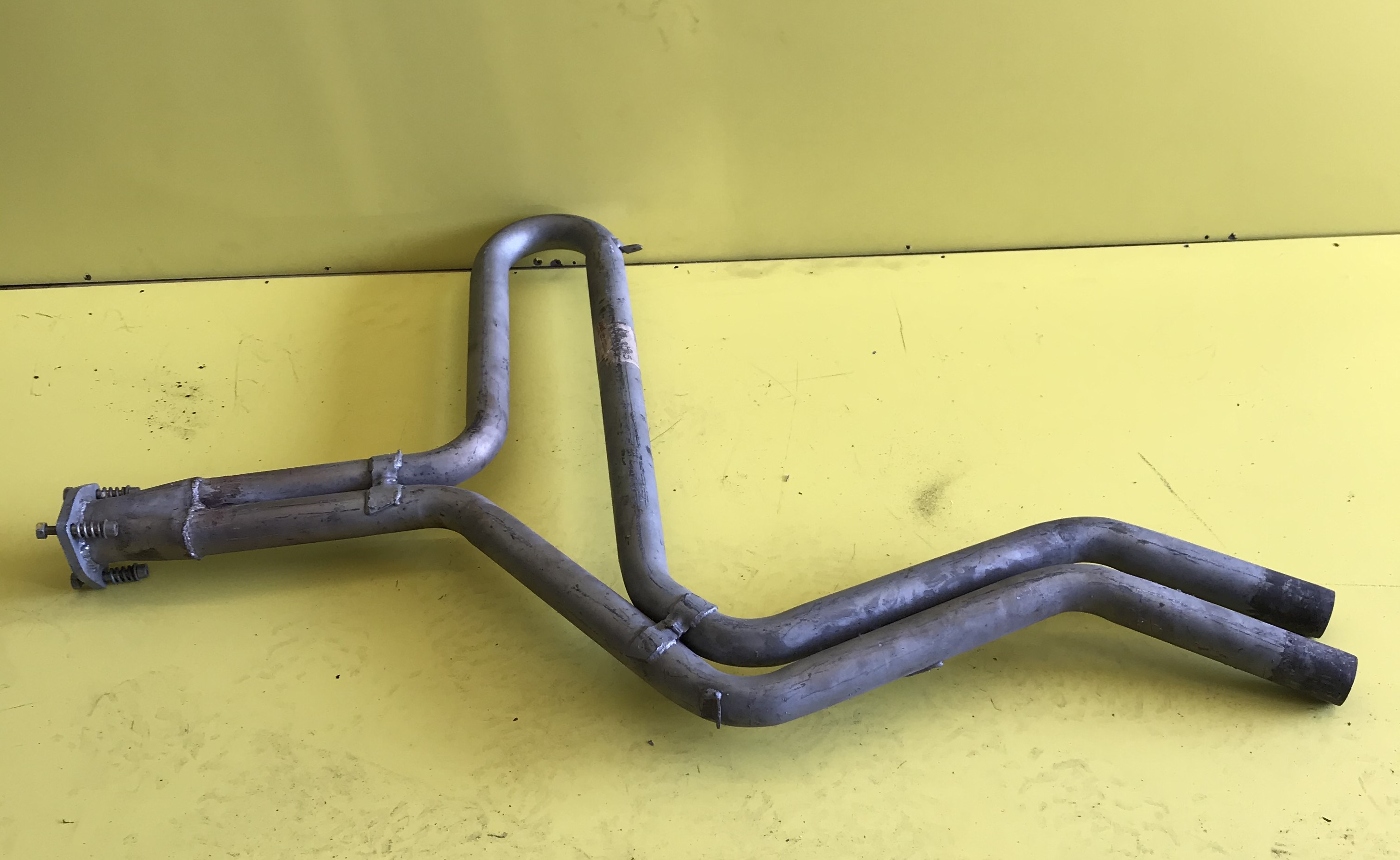 EXHAUST CENTRE PIPE BITURBO