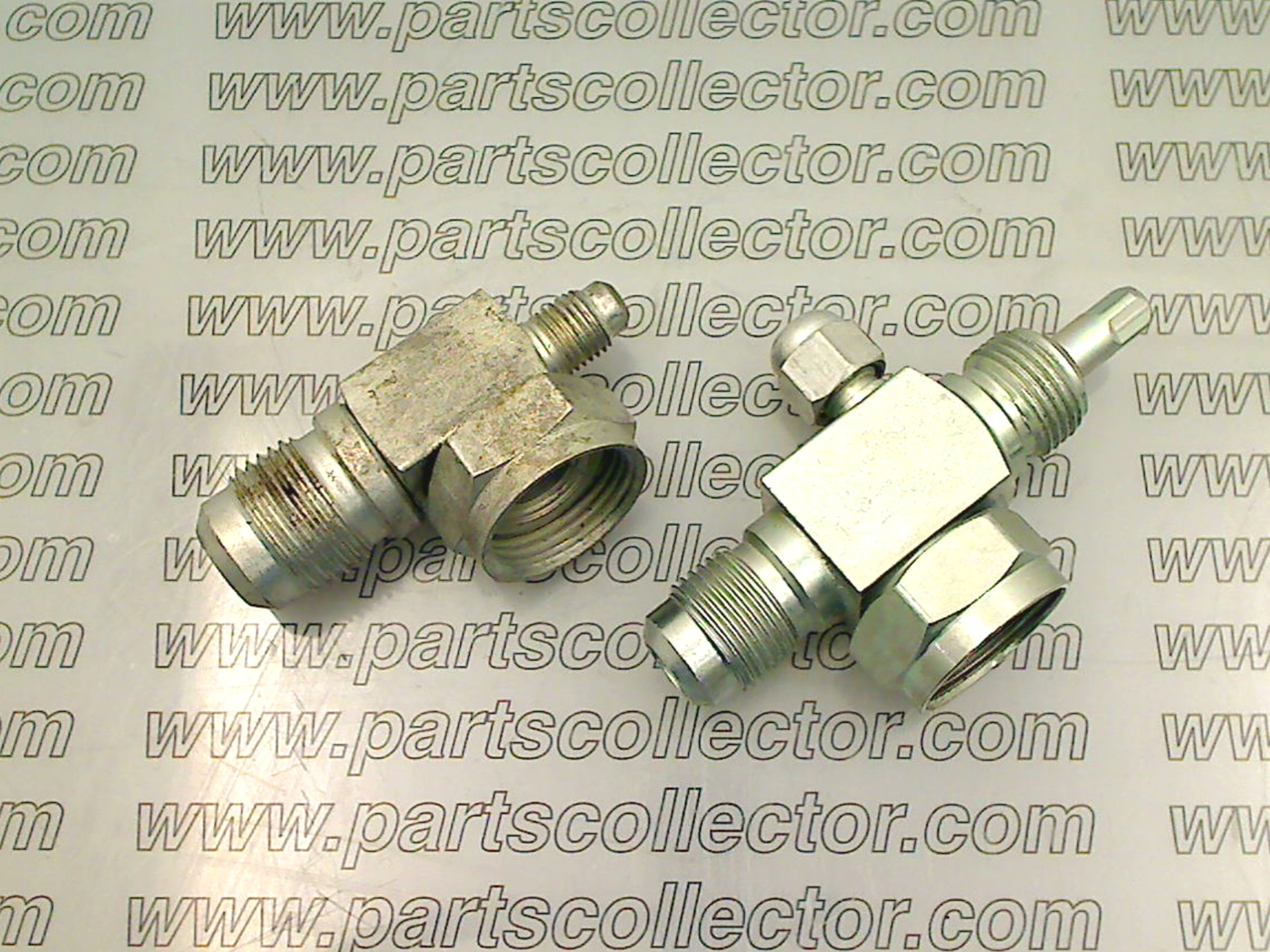 AC COMPRESSOR SERVICE VALVES